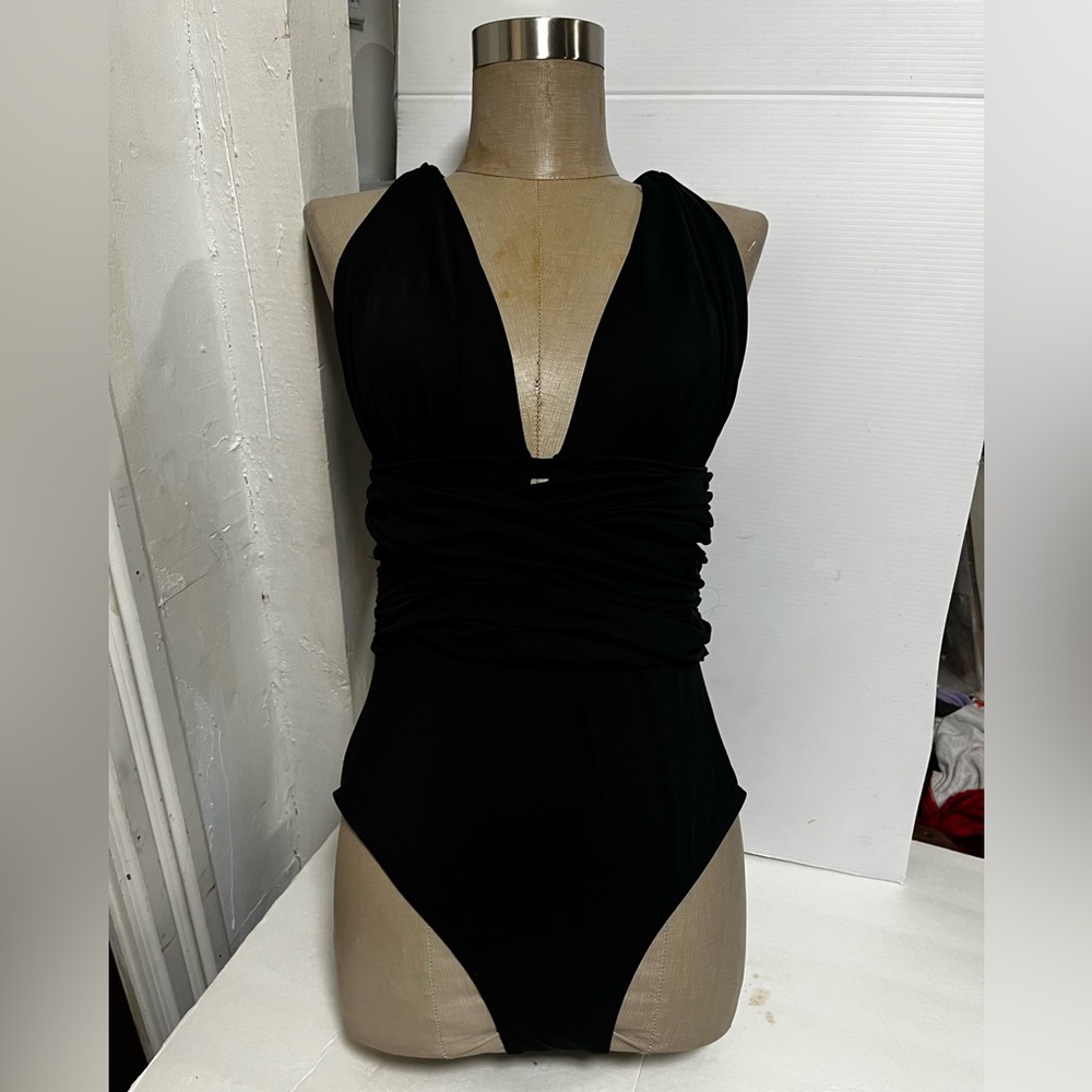 Sophisticated Black One-Piece Swimwear with Plunging V-Neck